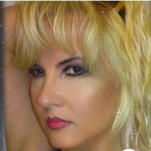 Meet your Posher, Marina